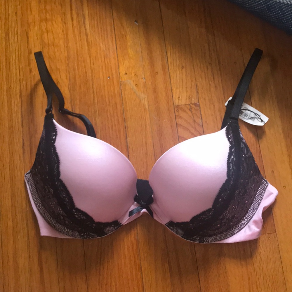 Victoria’s Secret bra